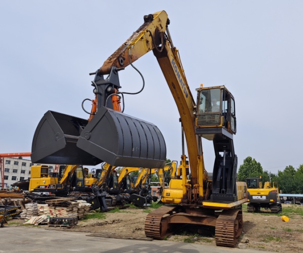 Продаётся грейферный ковш