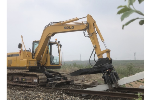 железнодорожный экскаватор