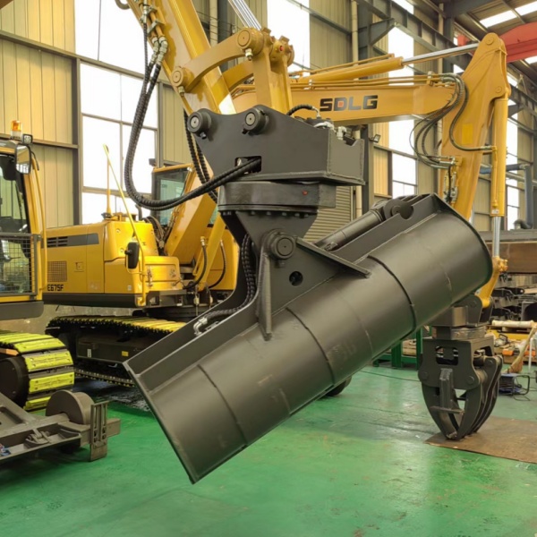 Поворотный планировочный ковш