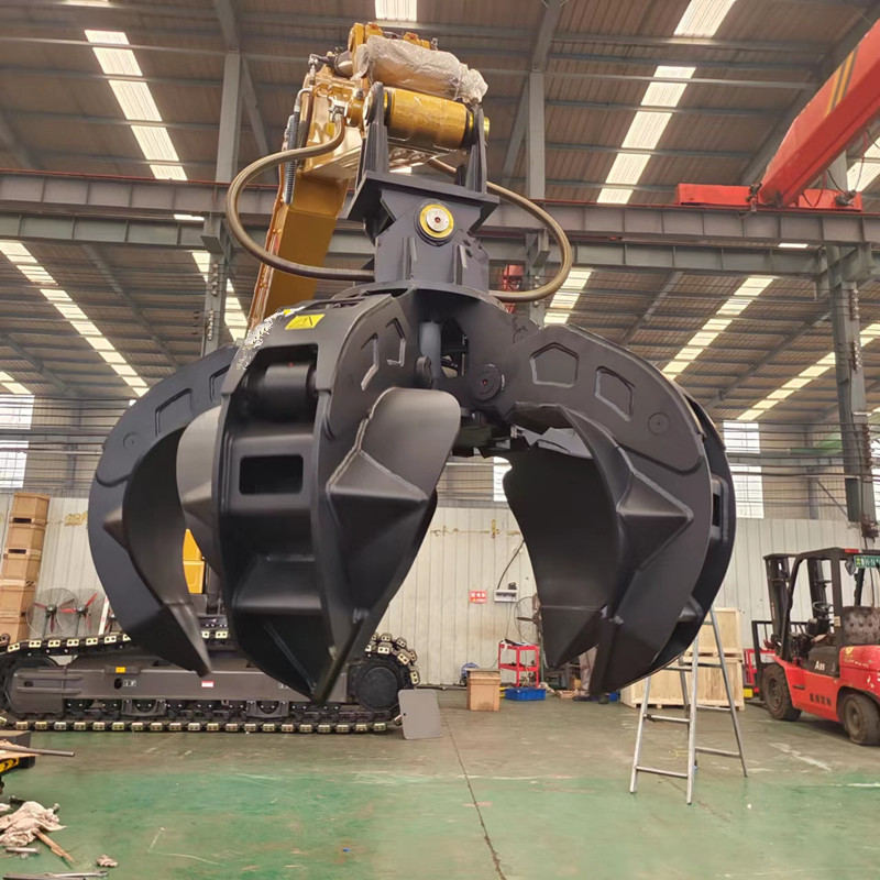 стальной захват экскаватора