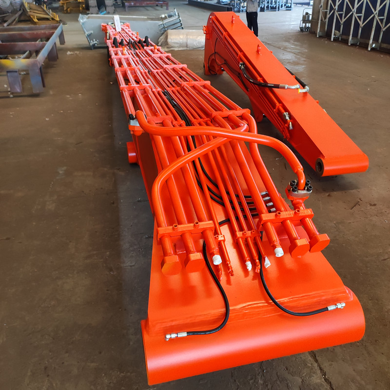 Сваебойный рычаг экскаватора