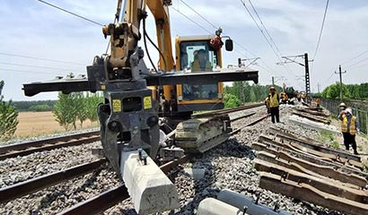 Строительные работы по замене железнодорожных шпал