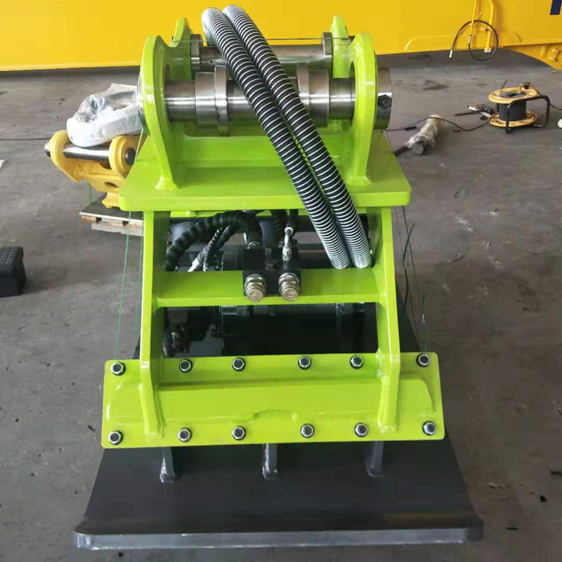 вибрационный уплотнитель экскаватора