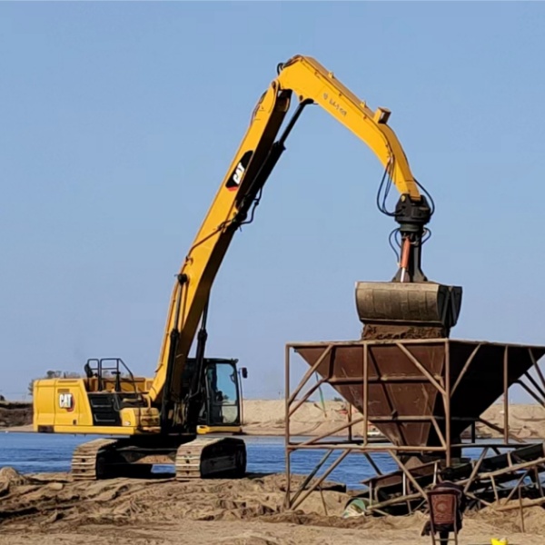 1756438792341850.jpg 抓料臂2.jpg