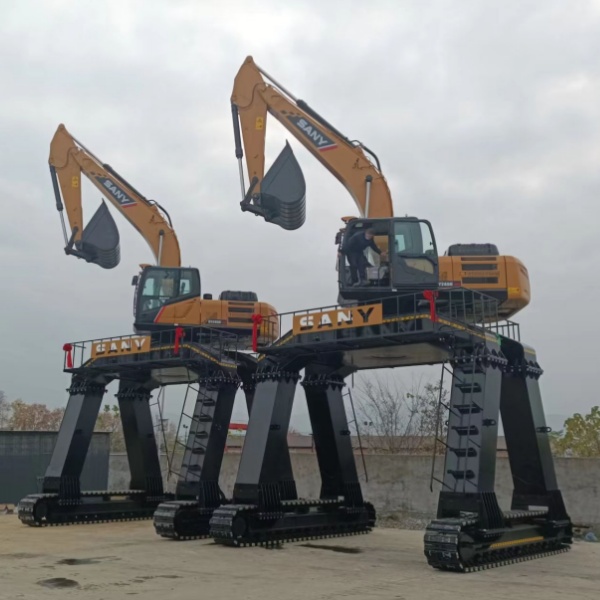 Разгрузочный поезд экскаватор длинные ноги Разгрузочный поезд экскаватор длинные ноги