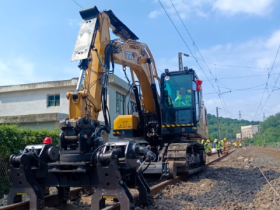 Железнодорожный экскаватор