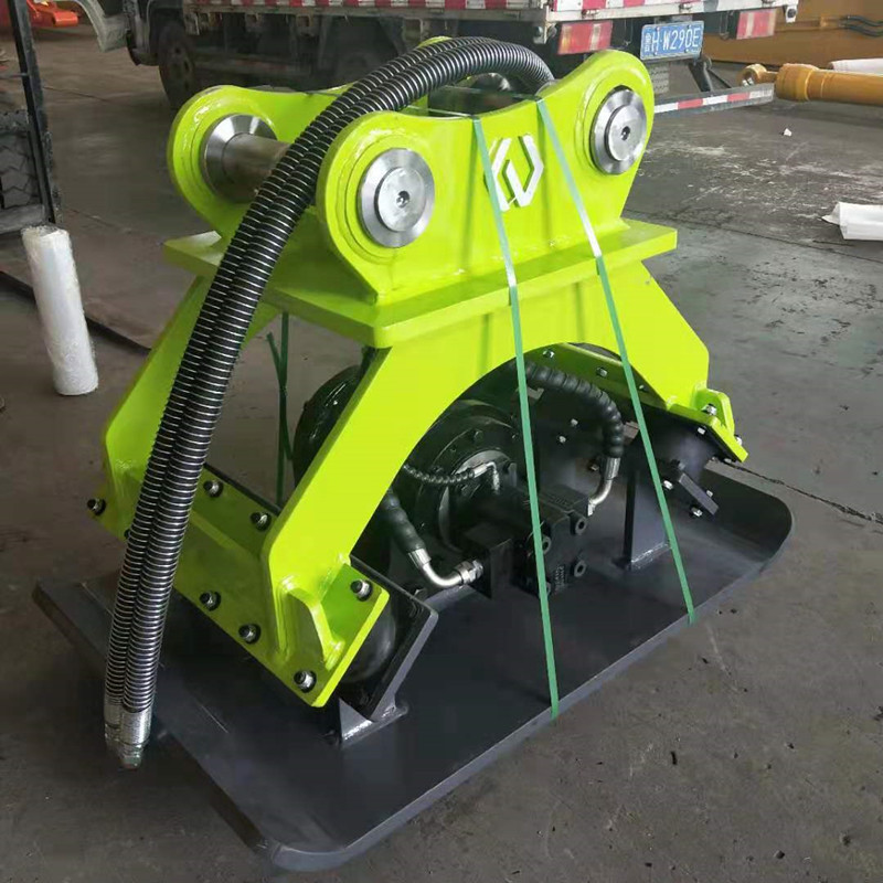 вибрационный уплотнитель экскаватора