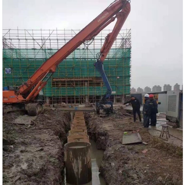 Сваебойный рычаг экскаватора Сваебойный рычаг экскаватора