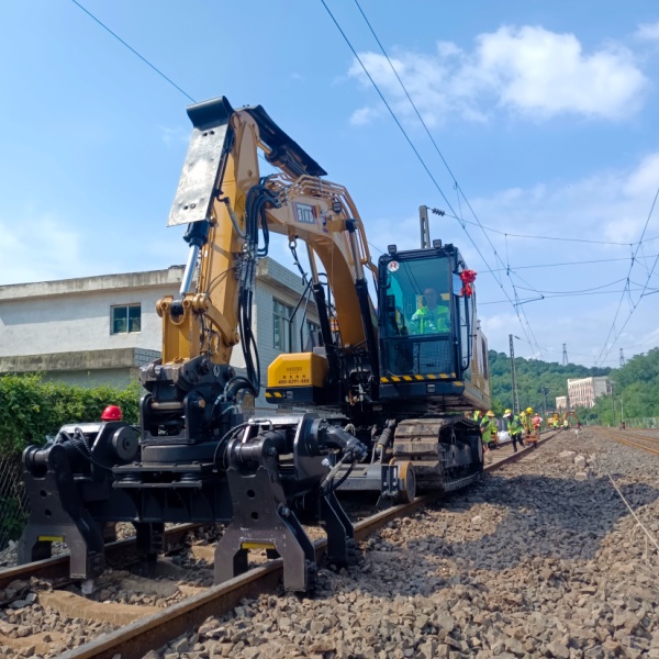 Железнодорожный экскаватор