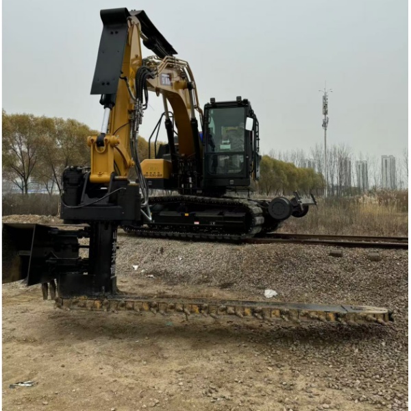 Железнодорожный экскаватор с балластом Подрезатель Железнодорожный экскаватор с балластом Подрезатель